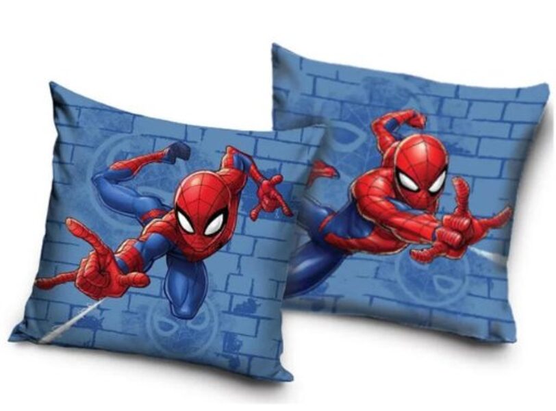Spiderman spilvena pārvalks